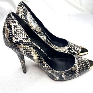 NWOB MIA Vegan Leather Snake print gold cap point toe stiletto heel size 8.5